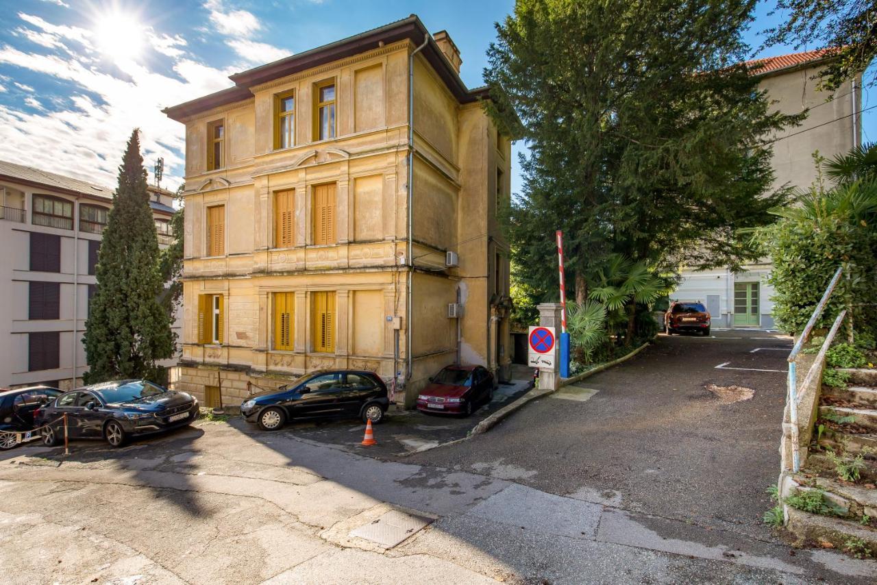 Apartment Adrija أوباتيا المظهر الخارجي الصورة
